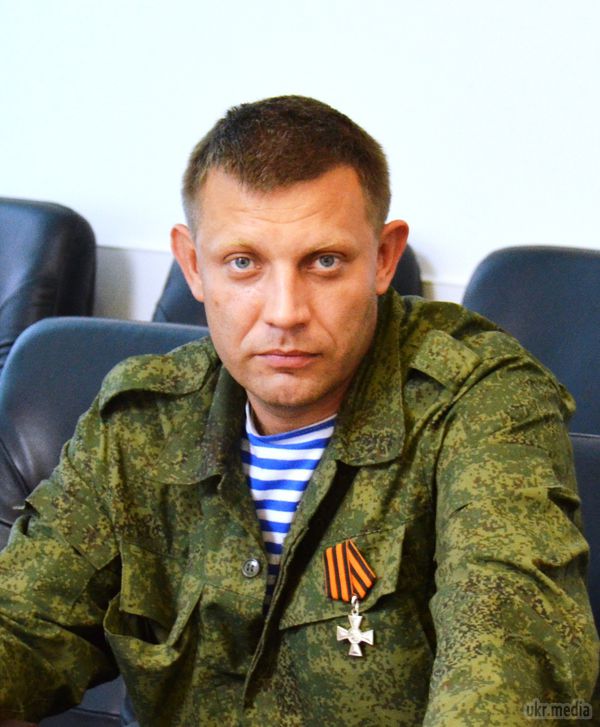 Олександр Захарченко подав у відставку з поста прем'єра «ДНР». Сьогодні голова Донецької Республіки офіційно заявив про свій відхід з поста керівника так званої ДНР.