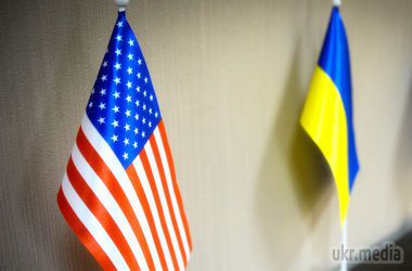 США виділять Україні ще $ 46 млн на оборону і безпеку. Президент США Барак Обама затвердив надання Україні додаткової допомоги в області оборони і безпеки на суму більше $ 46 млн, на додаток до вже оголошеним раніше $ 70 млн допомоги.