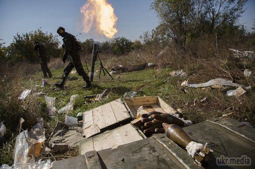 Аеропорт донецька - обстріл  (фото). Сьогодні вдалося знайти самі нові фото під час і після обстрілу в Донецьку. Руйнування міста продовжують рости. Кількість жертв збільшується. 