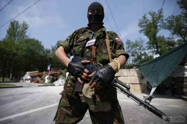 Російський журналіст назвав умову, при якій "ДНР" і "ЛНР" припинять існування. Бойовики Ісламської держави пригрозили Росії почати війну на Кавказі.