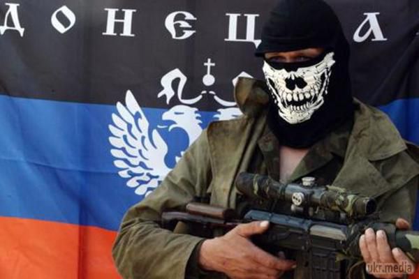 Двох співробітників ФСБ, які прибули на "зачистку неблагонадійних кадрів" в Україну, вбили "ДНРівці" - ЗМІ. Двох співробітників ФСБ Росії, які прибули на "зачистку неблагонадійних кадрів" в Україну, вбили "ДНРовці".