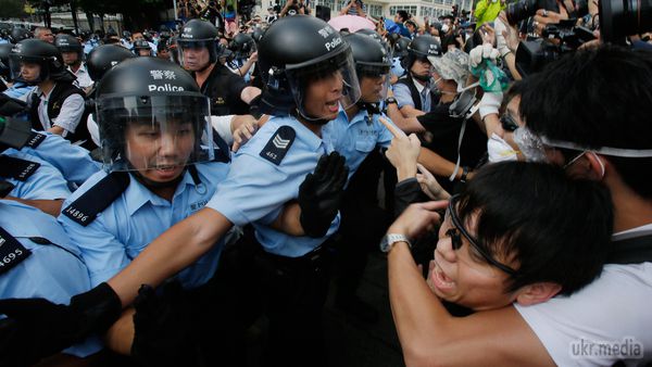 Як в Гонконзі почався свій Майдан. На нинішніх подіях в Гонконзі лежить печать подій двадцятип'ятирічної давності на площі Тяньаньмень.