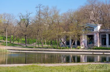 Одеса Дюка і бандитів. Дюковський сад розтягнувся між Слободкою і Молдаванкою, вздовж вулиці Балківської. 