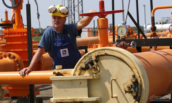 «Газпром» закачує 700 млн куб. м газу в сховища Угорщини в обхід України. На даний момент з цього обсягу вже закачано 135 млн кубометрів газу.