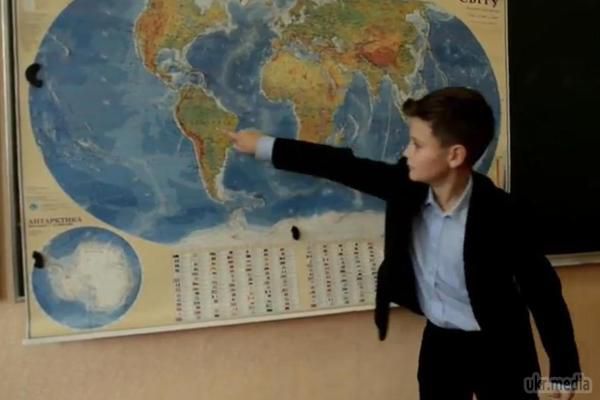 У Мережі з'явився зворушливий ролик про любов до України. Автори відео змогли показати значення для українців рідної країни на прикладі простого шкільного уроку.