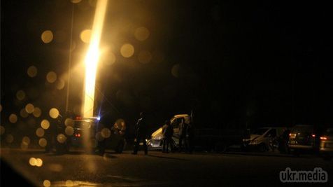 ДТП під Одесою: зіткнулися сім автомобілів. В 12 кілометрах від Одеси увечері 17 жовтня сталася масова аварія.