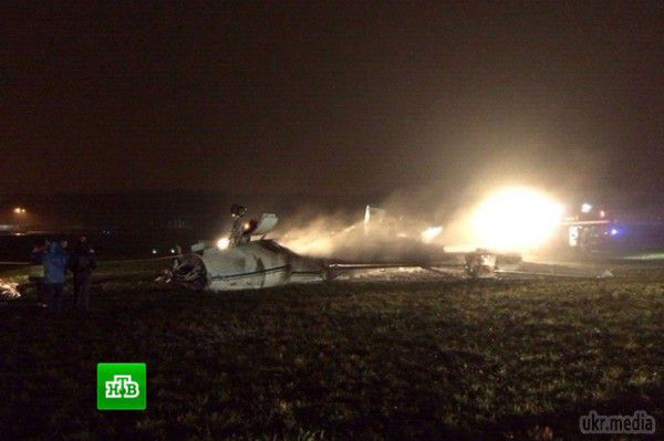 Подробиці катастрофи у «Внуково». З'явилися фотографії і відео з місця катастрофи приватного літака в московському аеропорту «Внуково-3».