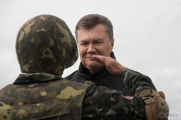 Прокуратура України порушила чергову кримінальну справу проти Януковича. Горе-президент обвинувачується у державній зраді і перевищення влади, що спричинило за собою тяжкі наслідки.