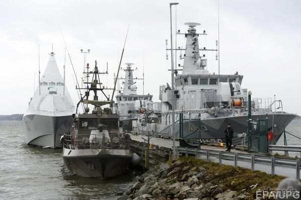 Шведи готові силою змусити спливти загадкове судно. Стокгольм задумався про використання зброї під час операції з пошуку іноземної субмарини у своїх територіальних водах.