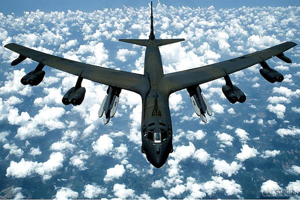 США перекинули в Європу бомбардувальники B-52. Вони візьмуть участь у масштабних навчаннях НАТО Noble Justification ("Благородне виправдання"),