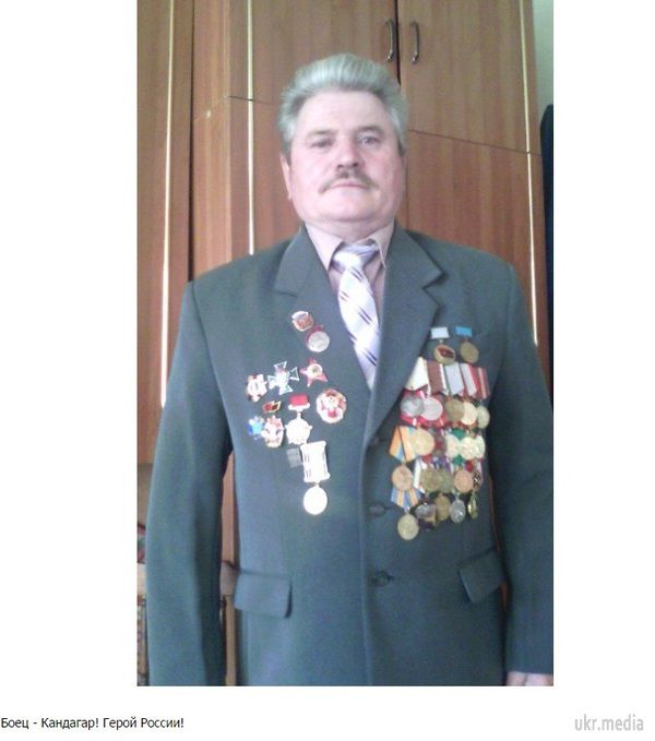 Терроморди - фотографії і позивні бойовиків  ДНР/ЛНР. Терористи з загону так званої стрелковского угруповання, з дуже звучними поганяло - Фома, Ведмідь,  Привид,  Скіф, Перс, Місцевий, Доцент (убитий в серпні), Абдула,  Дінго (убитий в серпні),........