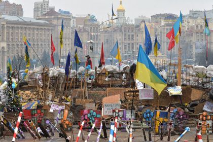 На Майдані виявили «агентів» Януковича. Громадську раду «Майдану» (структура, яка, як стверджується, координує акції на підтримку євроінтеграції України) запідозрили у відстоюванні інтересів влади, а не опозиції. 