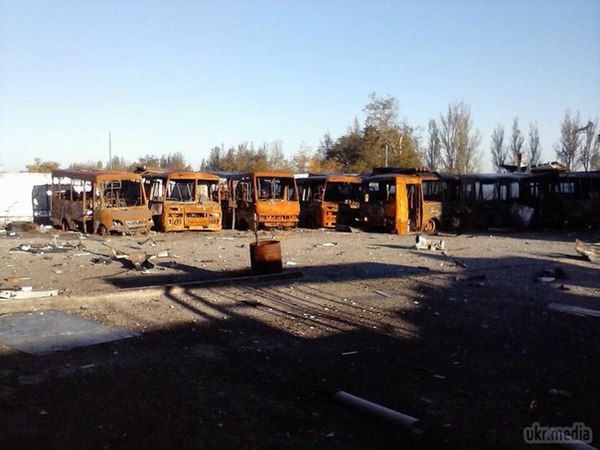 Події в Донецьку і області 31 жовтня. Ніч з 30 на 31 жовтня в Донецьку пройшла відносно спокійно. У більшості районів Донецька вночі було тихо, крім північної частини міста, яка піддалася обстрілу. 