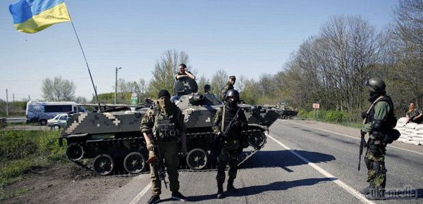 В штабі оборони Маріуполя заявили, що немає передумов до настання бойовиків. Ситуація в Маріуполі і околицях, як і раніше, залишається повністю підконтрольною силам антитерористичної операції. Про це повідомляє прес-служба штабу Оборони Маріуполя.