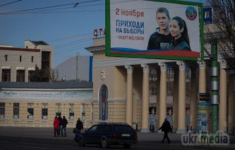 Хто буде спостерігати за виборами в Донбасі? (досьє). Фашисти, праві радикали, сталіністи і друзі колишнього президента Януковича - такими будуть міжнародні спостерігачі за виборами" на Донбасі 