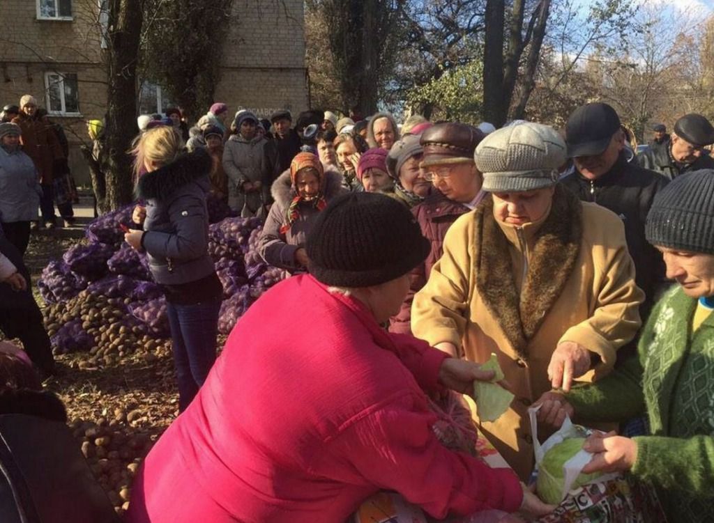 Проголосувати в Донецьку можна з копією паспорта. Жителі Донецька можуть проголосувати на будь-якому так званому виборчій дільниці, який відкрили терористи "ДНР". 