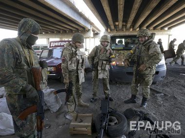 Прес-центр АТО: Бойовики обстріляли український блокпост під Миколаївкою і вели мінометний вогонь по Донецькому аеропорту. У Луганській області обстрілу позицій українських військових не зафіксовано, повідомили в штабі.