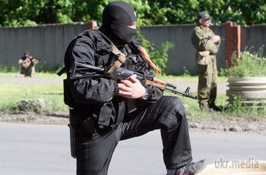 Бойовики кажуть про швидкий наступ – ІФ. В Україну продовжує прибувати військова техніка