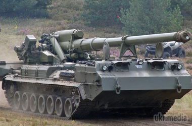Україна повертає на озброєння надпотужну гаубицю Піон 2С7. У Рівненській області військові відновлюють "бога ядерної війни" - саму потужну артилерійську систему, яка перебувала на озброєнні як України, так і Радянського Союзу - Піон 2С7.

