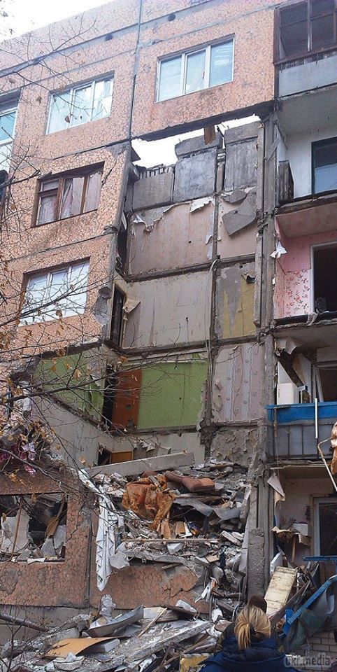 Фотофакт: руйнування у Первомайську. У мережі з'явилися фотографії руйнувань в місті Первомайськ.