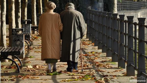 З зони АТО виїхало лише 20% пенсіонерів. На сьогодні з Донецька виїхали лише 60 тис пенсіонерів з 272 тис. 
