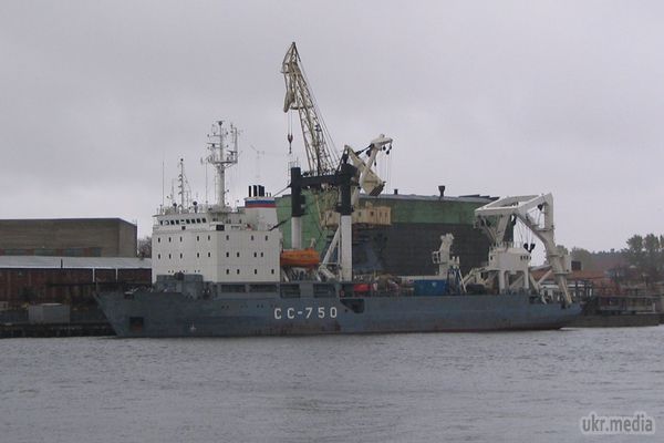Російський військовий корабель помічений у виключній економічній зоні Латвії. Корабель знаходиться в 19 морських милях від територіальних вод Латвії.