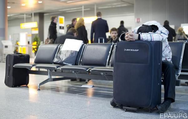 У Венеції вирішили штрафувати туристів за «гучні валізи». Штраф становитиме від 100 до 500 євро.