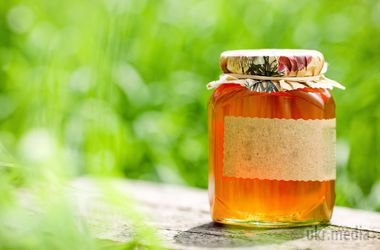 Як мед допоможе зарядитися енергією. Перед сном корисно пити чай вприкуску з медом