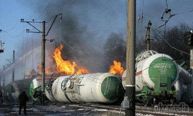 В залізничному депо Харкова вибухнула цистерна - ЗМІ. За інформацією джерела в правоохоронних структурах, жертв немає