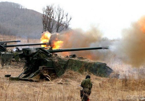 Годину тому бойовики ЛНР знову обстріляли Станицю Луганську. Приблизно о 21:15 почався масований артилерійський обстріл Станиці Луганської. Обстріл тривав близько 10-15 хвилин. 