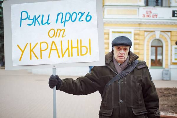 Росіяни вийшли на протест проти агресії Путіна. Жителі російського Нижнього Новгорода вийшли у неділю, 23 листопада, на протест проти агресії Росії в Україні.
