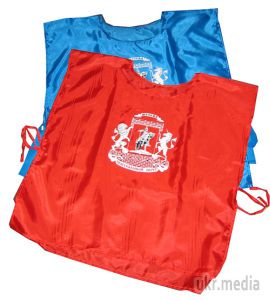 Найдорожчі кастомні iPhone. iPhone на сьогоднішній день можна побачити в руках кожного другого перехожого. Це більше не ознака високого статусу, і тим, хто хоче виділитися, дістаючи з кишені смартфон.......