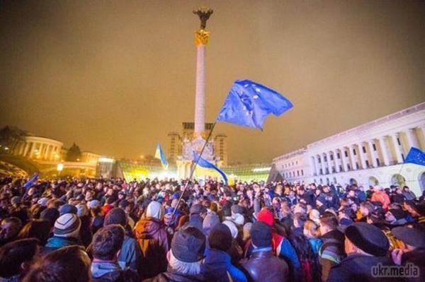  До Національного архівного  фонду завтра  передадуть документи учасників Революції гідності.  26 листопада 2014 року о 12.00 відбудеться урочисте відкриття виставки документів Національного архівного фонду України “Майдан. Простір гідності, свободи і єднання”