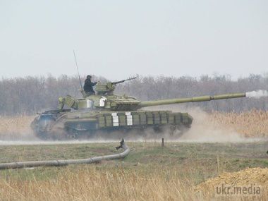 Міноборони: Український навідник-оператор танка Т-64Б знищив п'ять ворожих танків Т-72 і Т-64. Сержант Леонід Суханский знищив три танки при підготовці до атаки противника і ще два - у танковій дуелі.