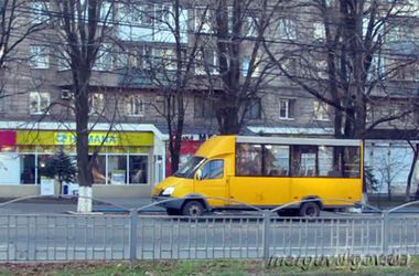 Яу у Маріуполі п'яний хлопець викрав 4 маршрутки за півтори години. У Маріуполі оперативники "по гарячих слідах" затримали викрадача чотирьох пасажирських автобусів