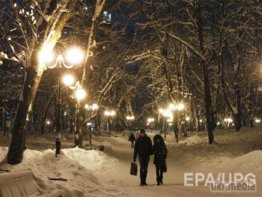 В Україні сьогодні буде йти сніг. Морози триматимуться. В середньому по країні температура повітря вдень становитиме -2... -8.