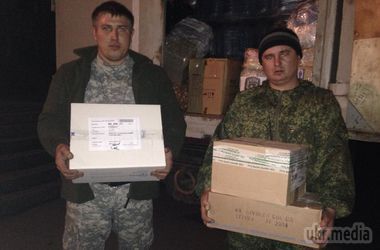 З настанням холодів волонтери везуть на Донбас буржуйки, сигарети і мішки для "двохсотих". Також бійцям допомагають європейці