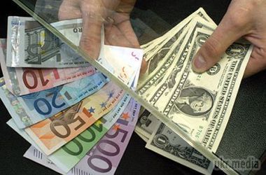 Євразійський союз має намір заборонити розрахунки в доларах і євро. Повністю перейти на нацвалюти РФ, Білорусь, Казахстан і Вірменія збираються років через 10