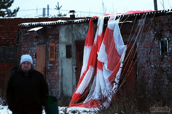 Міг-29 впав у двір школи під Москвою (ФОТО). Чергова авіакатастрофа сталася в російських ВПС.