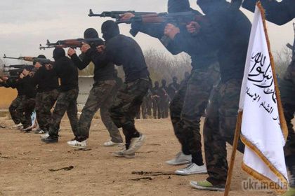 ІД відкрило тренувальні табори в Лівії. Бойовики «Ісламського держави» (ІГ) організували тренувальні табори на сході Лівії, повідомляє News з посиланням на командувача силами США в Африці генерала Девіда Родрігеса (David Rodriguez).