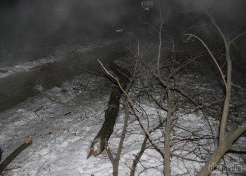 Фотографії руйнувань в місті Кіровськ. Вже кілька днів під обстрілом знаходиться місто Кіровськ Луганської області. 