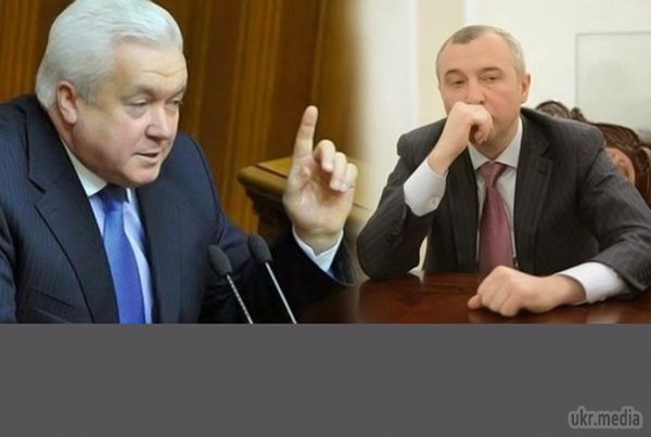 ГПУ оголосила в розшук комуніста Калетника і регіонала Олійника. Екс-депутатів розшукають через голосування за скандальні закони 16-го січня.