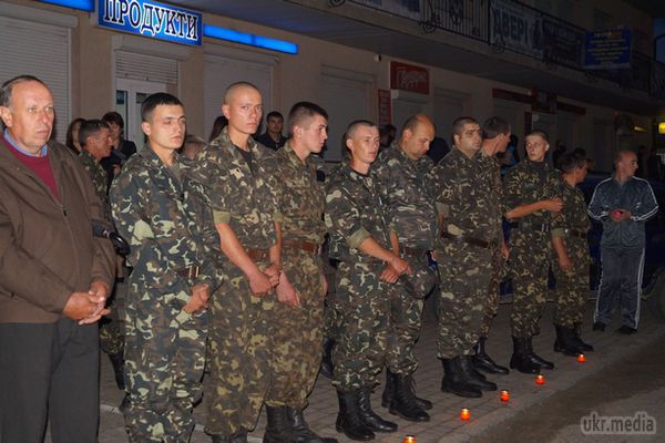 Військові з 14-ї механізованої бригади отримали від волонтерів зимовий одяг і безпілотник. Загальна вартість допомоги - 200 тис. грн