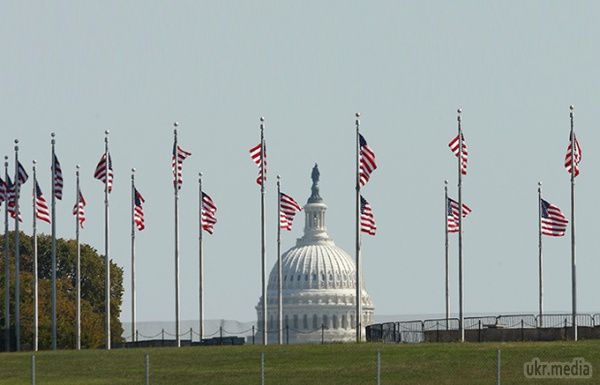 Сенат США схвалив надання Україні військової допомоги. Рішення ухвалили одноголосно.