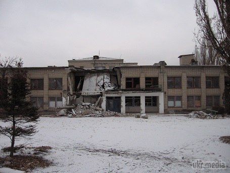 Зруйнований Первомайськ (фоторепортаж). У з'явилися нові фото Первомайська.