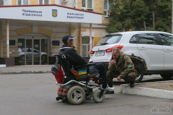 Виворіт війни на Донбасі: "східний синдром" і зламана психіка. Учасники збройного конфлікту на Сході потребують психолого-психіатричної допомоги. Лікарі та бійці – які жахи переживає солдатів і як прийти в норму