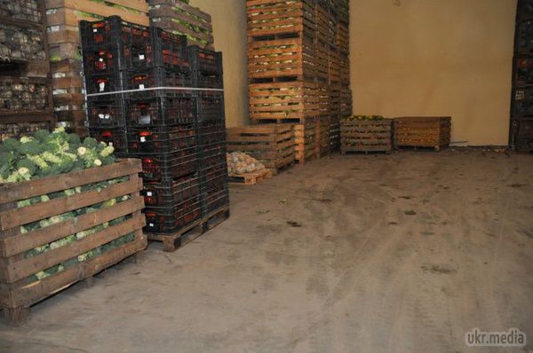 Через недбалість військових пропало продуктів більше, ніж на мільйон гривень. Військова прокуратура Південного регіону почала розслідування.
