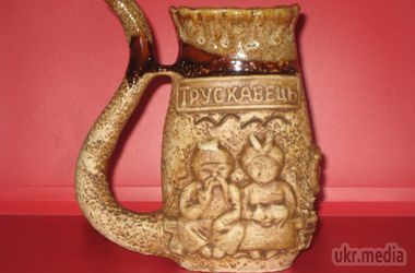 Які напої допоможуть суглобам, що болять. Запалення суглобів знімуть мінеральна вода і чай з імбирем