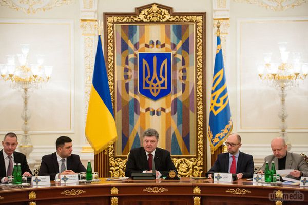 Мобілізація, призов до армії та загроза війни з Росією: все найважливіше з засідання РНБО. Головні рішення РНБО і заяви Турчинова