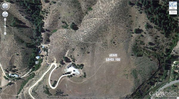 16 неймовірних знахідок на Google Earth. Фотографії.